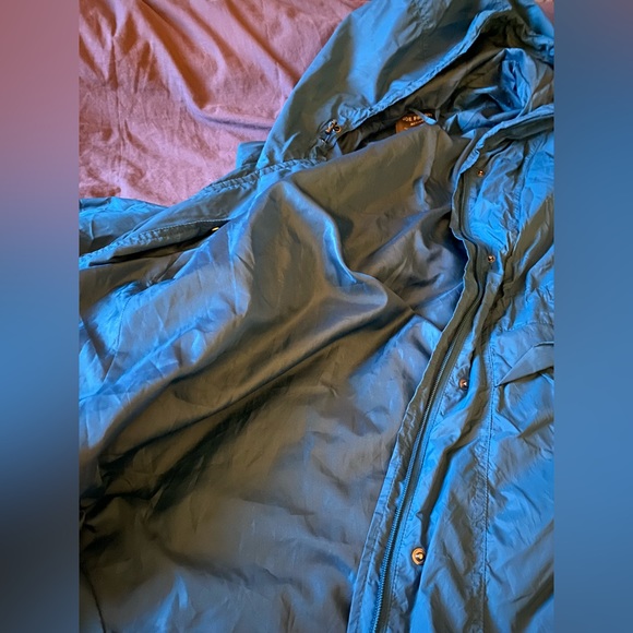 Teal rain jacket - Picture 2 of 2